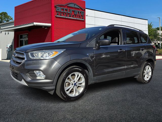 Gray (Magnetic Metallic) 2017 Ford Escape SE FWD SUV / Crossover Front-Wheel Drive 6-Speed Automatic