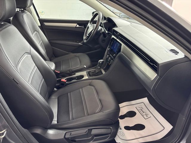 Used 2021 Volkswagen Passat Sedan