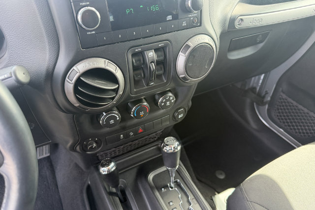 Used 2017 Jeep Wrangler SUV