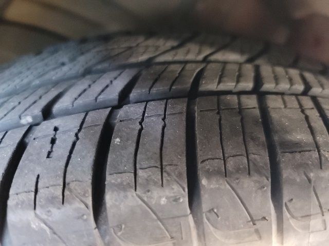 2006 Champagne Toyota Camry LE FWD Sedan