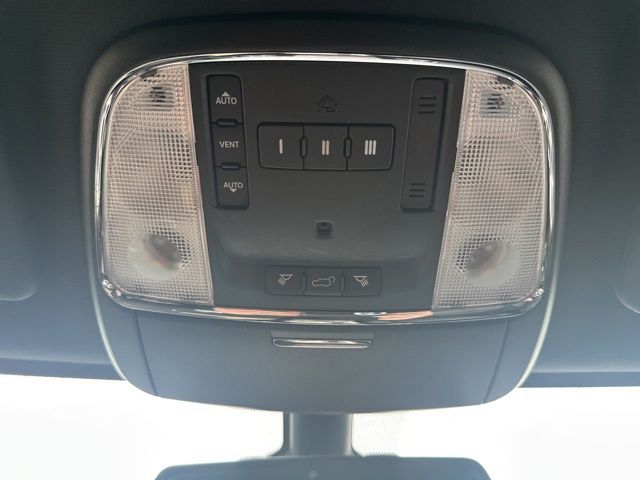 Used 2014 Jeep Grand Cherokee Limited 4D Sport Utility