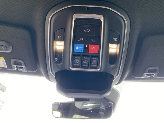 2025 Jeep Grand Cherokee Limited - Velvet Red Pearlcoat exterior view 17