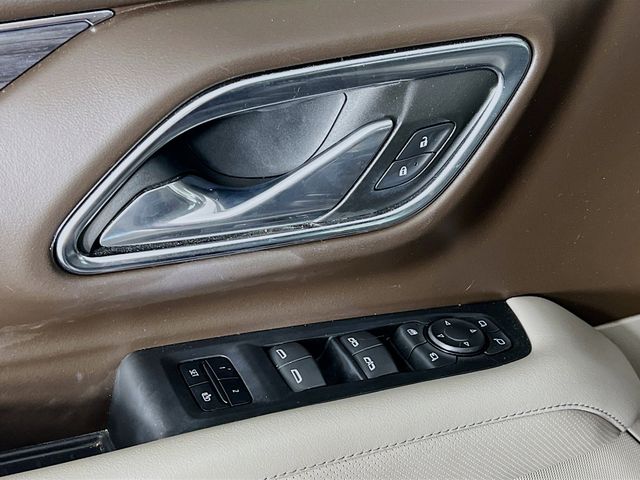 Used 2023 Blue GMC SLT image 9