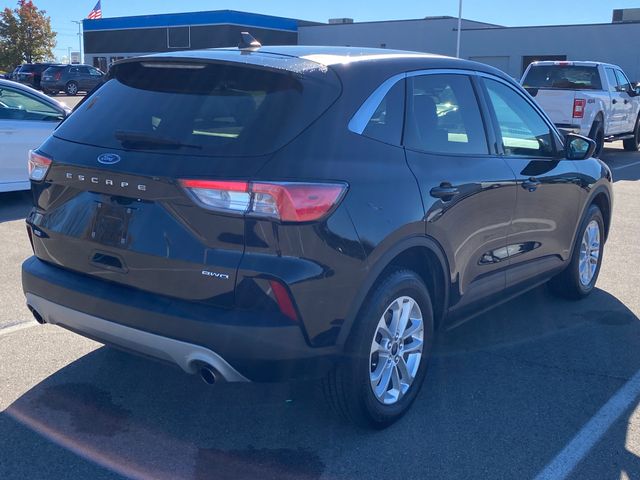 2020 Ford Escape SE 8