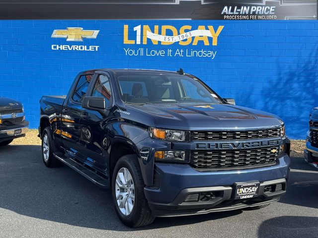 Northsky Blue Metallic 2022 Chevrolet Silverado 1500 Custom Crew Cab 4WD Pickup Truck Four-Wheel Drive 8-Speed Automatic