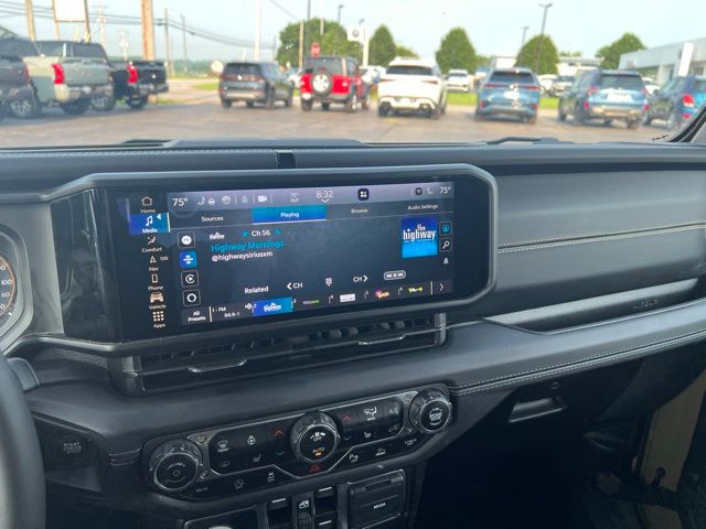 Used 2025 Jeep Gladiator Truck