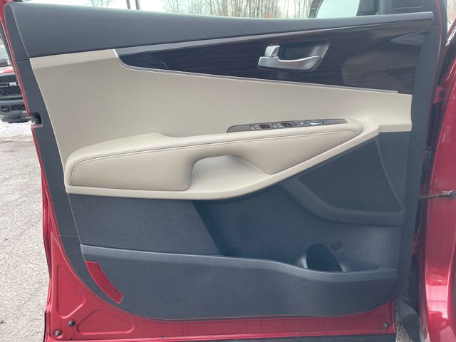 2020 Kia Sorento LX - Passion Red exterior view 9