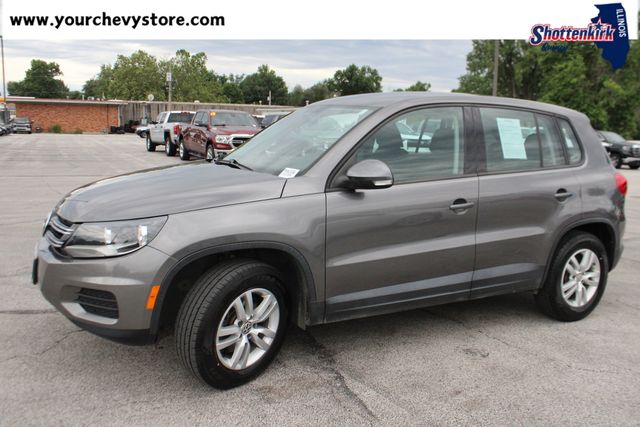 Used 2012 Volkswagen Tiguan SE with VIN WVGAV7AX6CW001855 for sale in Quincy, IL