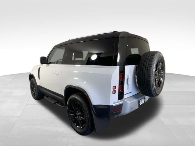 2025 Land Rover Defender 90 S 5