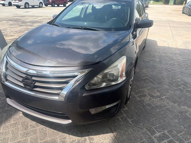 Used 2013 Nissan Altima Sedan