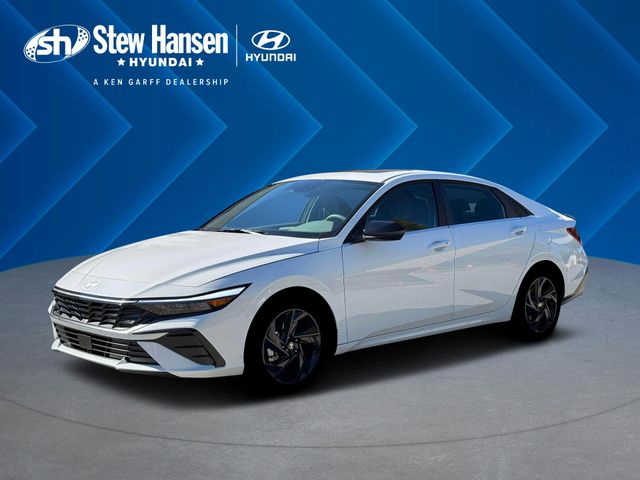 New 2026 White Hyundai SEL Sport image 2