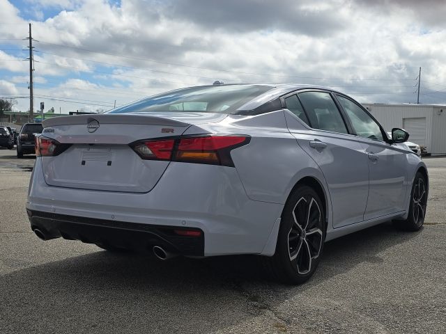 2024 Nissan Altima 2.5 SR:B02145