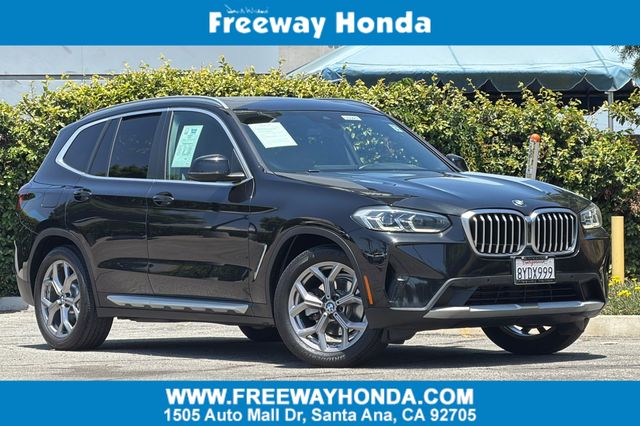 2022 BMW X3 sDrive30i's photo