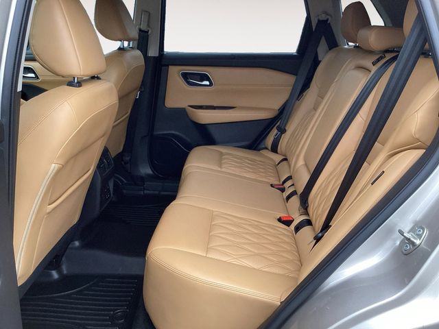 Used Car 2022 Nissan Rogue  Platinum For Sale Under $30,000 In San Antonio, Texas