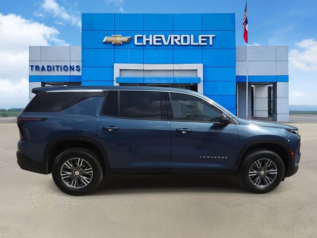 2024 Chevrolet Traverse LS - 9