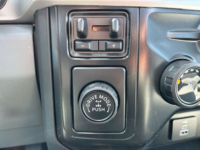 New 2026 Oxford White Ford F-250® XL image 27