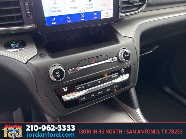 Used Car 2020 Ford Explorer  Xlt For Sale Under $25,000 In San Antonio, Texas