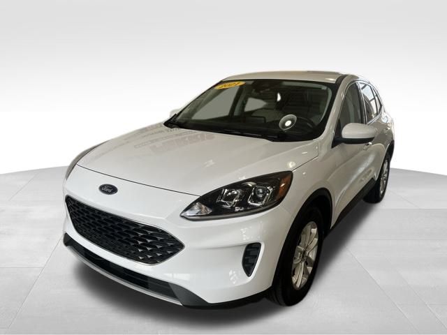 2021 Ford Escape SE photo