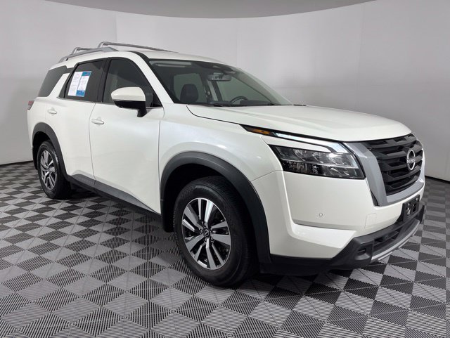 2023 Nissan Pathfinder 2023 Nissan Pathfinder SL 4D Sport Utility