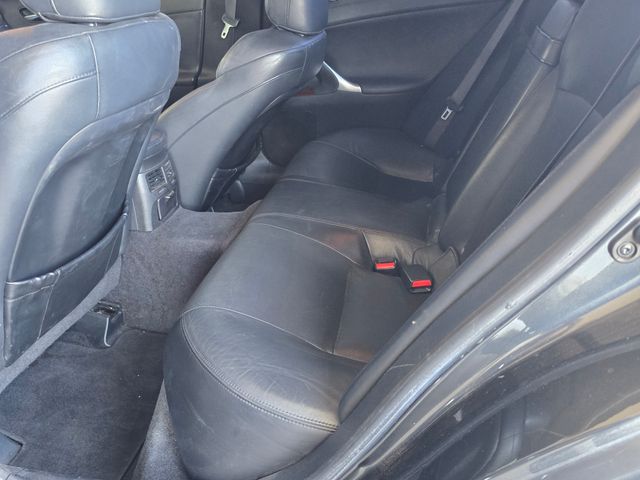 Used 2008  Lexus 250 image 17