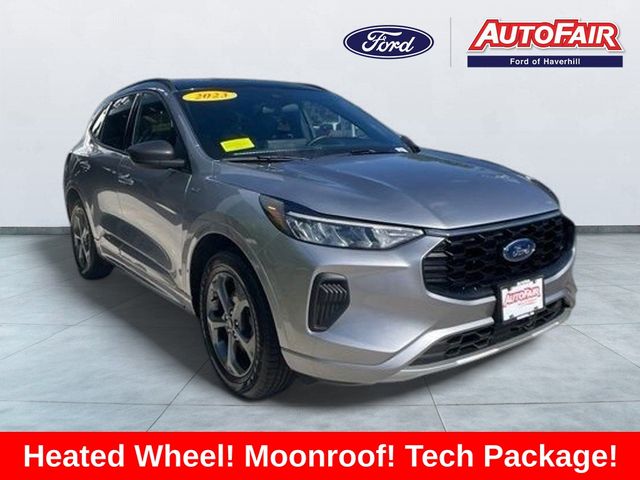 Iconic Silver Metallic 2023 Ford Escape SUV / Crossover All-Wheel Drive 8-Speed Automatic