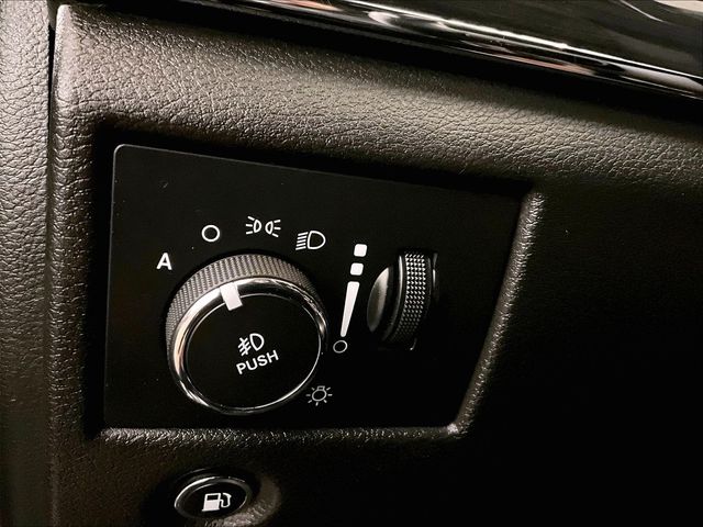 2019 Jeep Grand Cherokee Overland Gray at John Sisson Motors