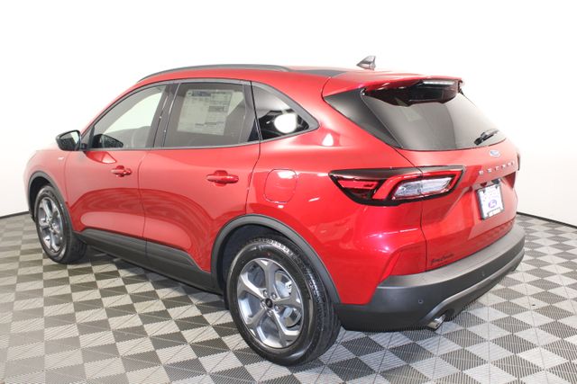 2025 Ford Escape ST-Line photo 13