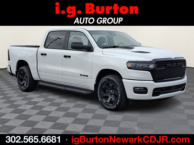 2026 RAM 1500 Express Crew Cab 4WD