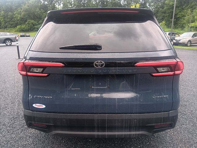 Used 2024 Toyota Grand Highlander Hybrid SUV