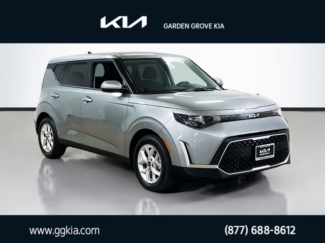 Steel Gray 2024 Kia Soul SUV / Crossover Front-Wheel Drive Continuously Variable Transmission