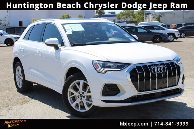 White 2023 Audi Q3 quattro Premium 40 TFSI SUV / Crossover All-Wheel Drive 8-Speed Automatic