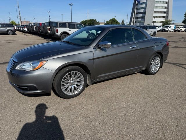 2013 Tungsten Metallic Clearcoat Chrysler 200 Limited FWD Convertible