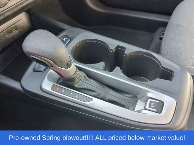 Used 2025 Summit White Chevrolet LS image 32
