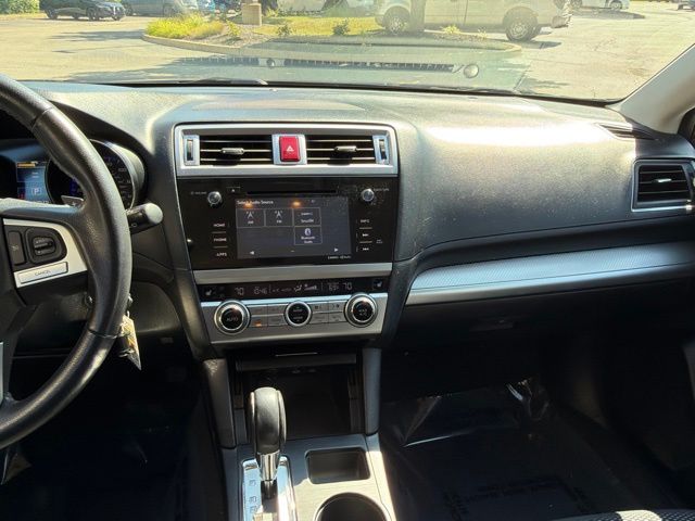 Used 2017 Black Subaru 2.5i Premium image 10