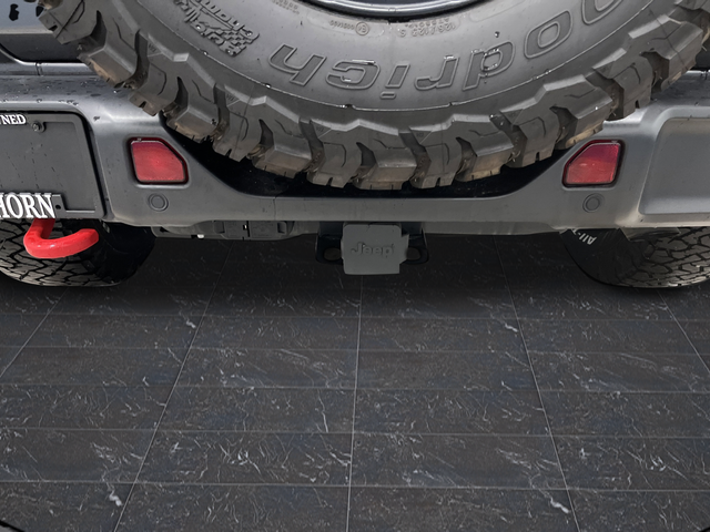 Used 2021 Granite Crystal Metallic Clearcoat Jeep Unlimited Rubicon image 34