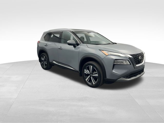 2021 Boulder Gray Pearl Nissan Rogue SL FWD SUV
