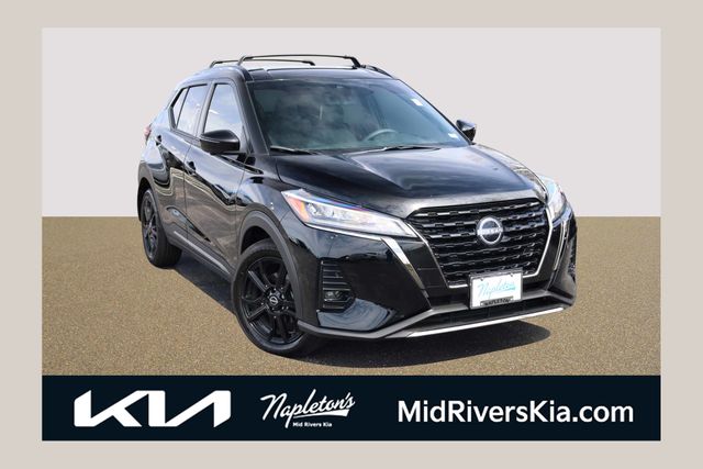 Super Black 2023 Nissan Kicks SR FWD SUV / Crossover Front-Wheel Drive Continuously Variable Transmission