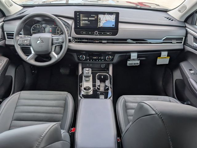 Used 2025 Black Mitsubishi SE image 26