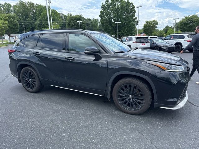 2023 Toyota Highlander XSE - Photo 5