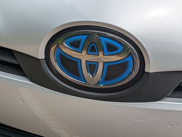 2019 Toyota Prius LE AWD-e photo