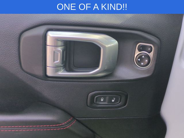 Used 2024 White Jeep Rubicon image 13