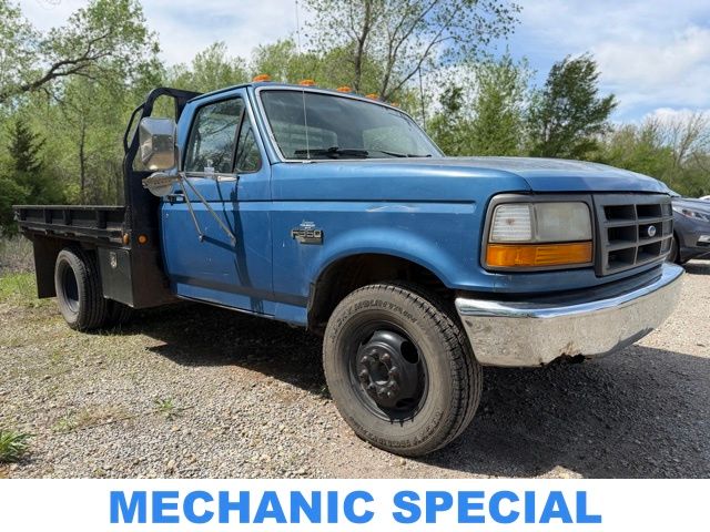 1993 Ford F-350 Pickup Truck 5-Speed Manual Overdrive