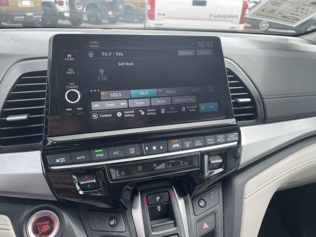 Used 2025 Honda Odyssey Van