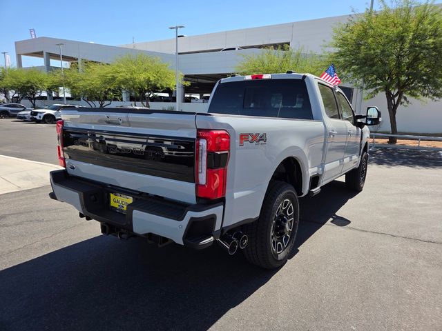 2026 Ford F-350 Super Duty Platinum - Photo 4