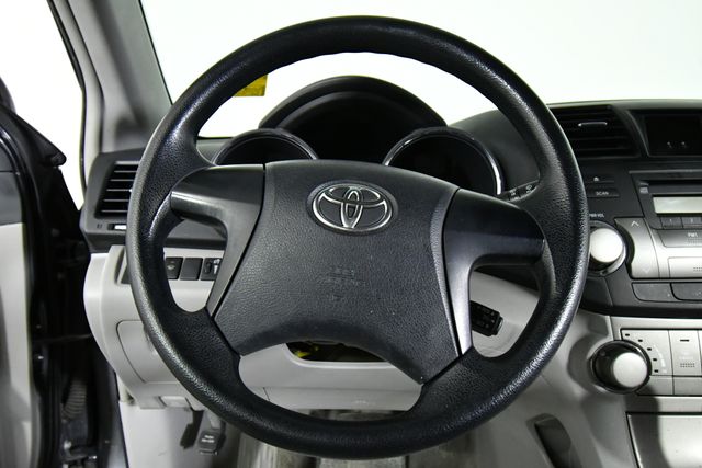 Used 2008 Toyota Highlander Base with VIN JTEES41A382078220 for sale in Bozeman, MT