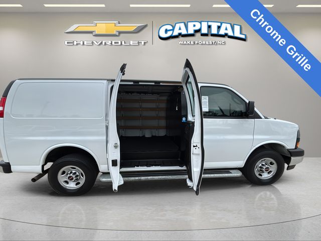 Used 2024 White GMC Work Van image 10