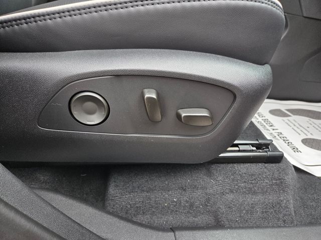 2026 GMC Acadia Denali AWD