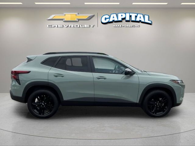 Used 2026 Green Chevrolet ACTIV image 6