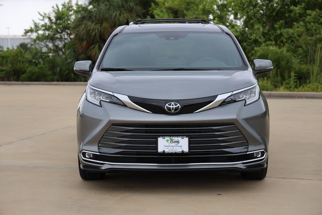 2026 Toyota Sienna Limited - 1