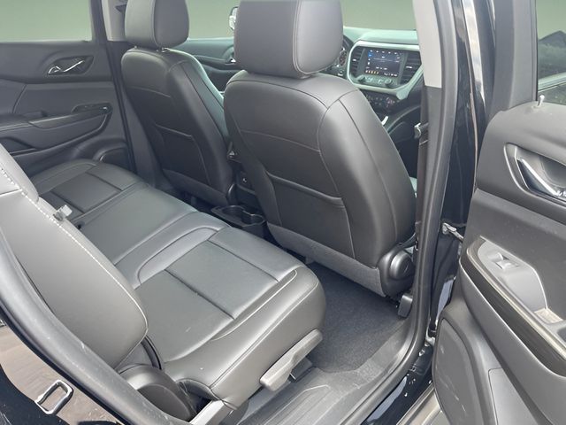 Used 2023 GMC Acadia SUV
